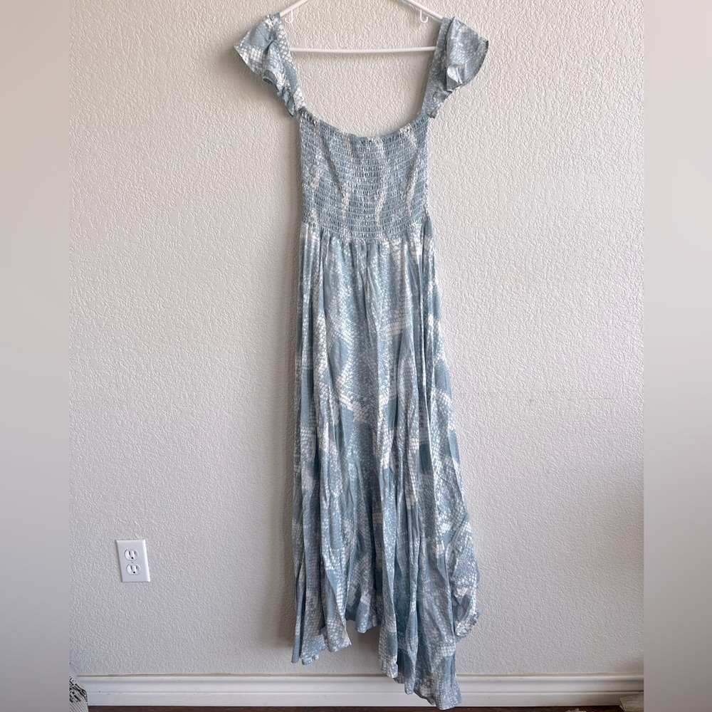 Olivaceous sun dress. Size M